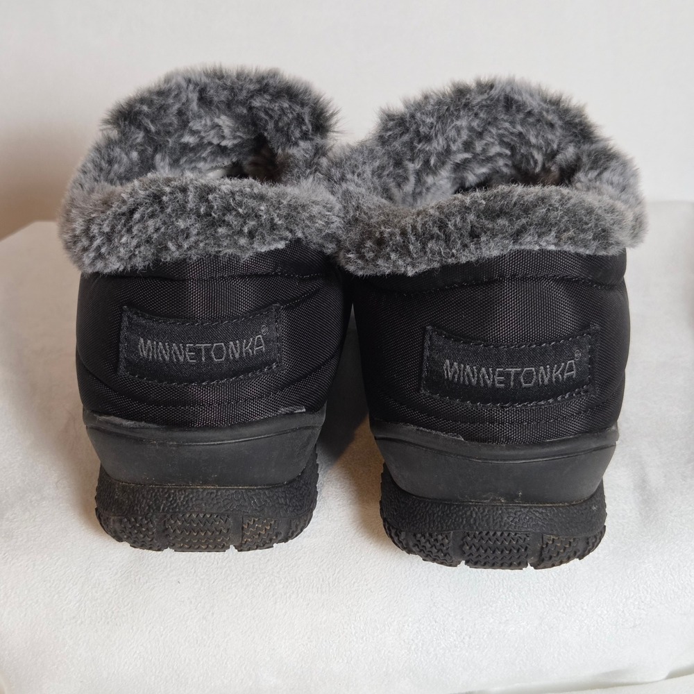 Minnetonka Womens 7M Black Quilted Puffer Faux Fur Lined Slippers Gorpcore - Picture 7 of 7